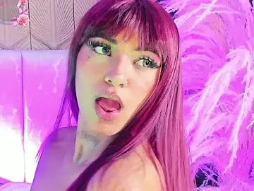 Stripchat Sex Cam of KatieRougee_