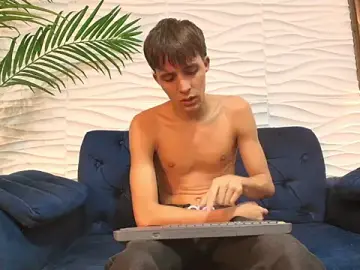 Stripchat Live Sex of Pavo_tv