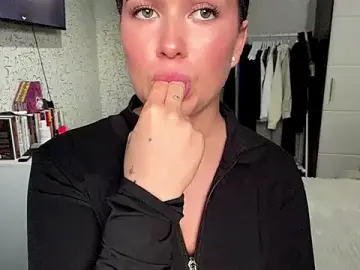 Stripchat Private Sex Chat of cuteshowy