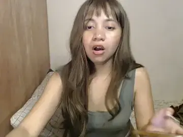 Stripchat Live Porn of itsmemaev_01