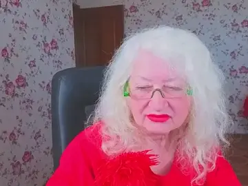 Stripchat Sex Cam of Maya_Mayflower