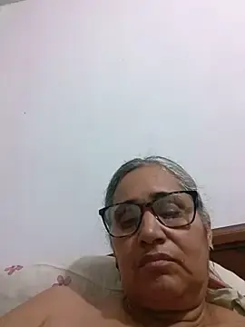 Stripchat Adult Webcam of _candi