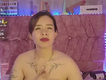 Stripchat Best live sex cam show of Mia_lopez_1