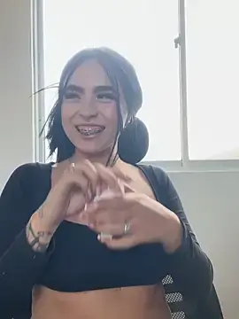 Stripchat Free Live Porn of Sara_fernandez-