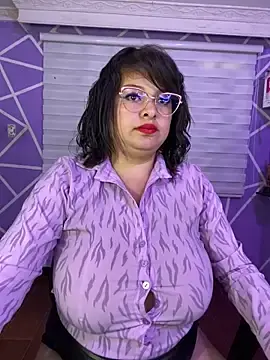 Stripchat Adult Webcams of MiiaaJoness