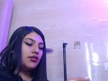Stripchat Sex Cam of SarahStones