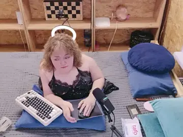 Stripchat Best Webcam of MiniNatalie