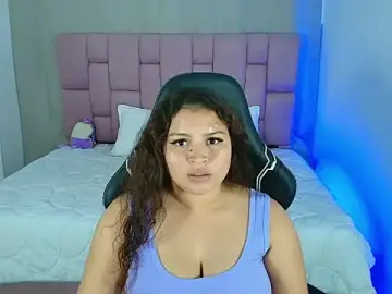 Stripchat Best live sex cam show of Emily_deluxe18