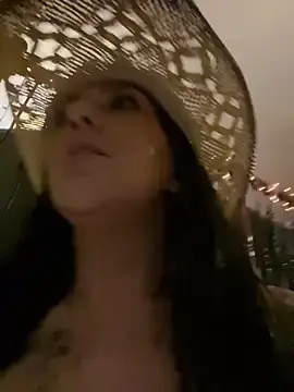 Stripchat Adult Webcam of LittleMissEeve