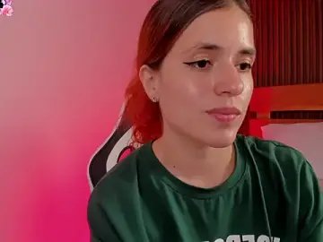 Stripchat Free Porn Cam of alliss_ginger_