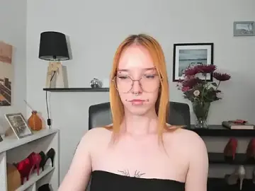 Stripchat Live Sex Cam of foxSonya