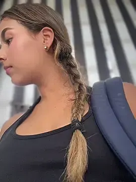 Stripchat Best live sex cam show of Valeria-escobar