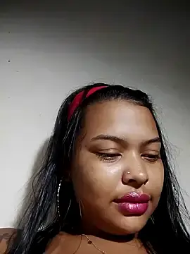 Stripchat Free Porn Cam of Silmara21