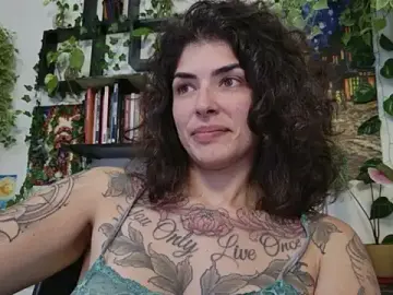 Stripchat Free Live Porn of TaliMajesty