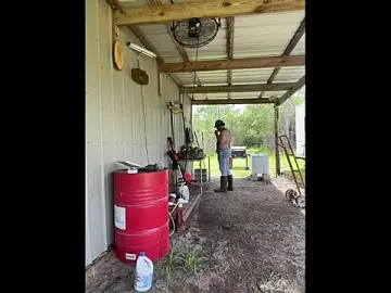 Stripchat Live Sex Cam of BootsAndCountry