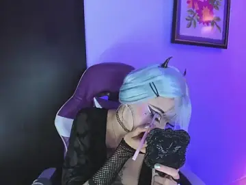 Stripchat Sex Cam of chloe_jacksonn