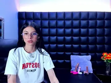 Stripchat Sex Cam of Dulce_Miaa_