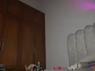 Stripchat Live Porn of Noaah_0814