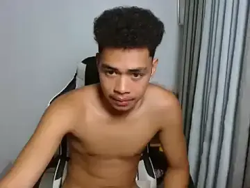 Stripchat Free Porn Cam of curlyasian_njxx