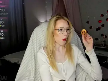 Stripchat Watch Live Sex Cams of Esme_Runn