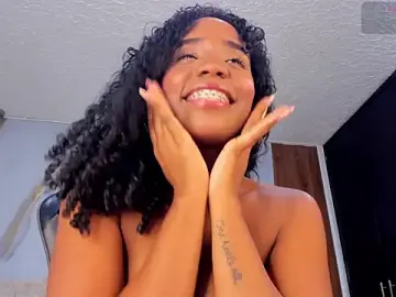 Stripchat Free Live Porn of lia_16