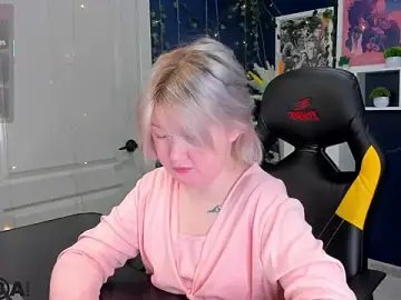 Stripchat Live Porn of Sara_Robinson