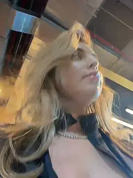Stripchat Best live sex cam show of Alirawrz