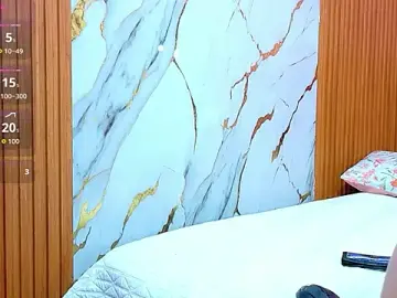 Stripchat Sex Chat of hornybarelylegalgirl