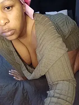 Stripchat Best live sex cam show of CURVEYDOLLXX