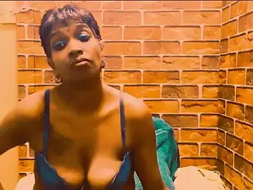 Stripchat Free Live Porn of Fuckable_Nasty_MILF