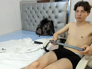Stripchat Sex Cam of Marcoviolet