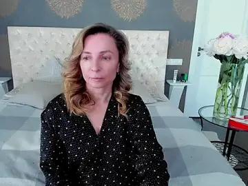 Stripchat Live Sex Cam of AllisonWilliams