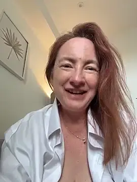 Stripchat Adult Webcams of LouiseTswing