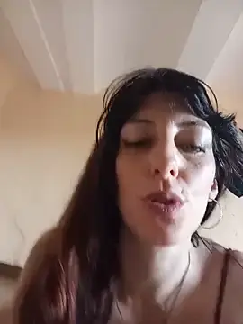 Stripchat Watch Live Sex Cams of Valeriadolce