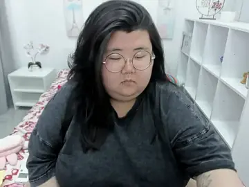 Stripchat Adult Webcams of Nadine_asian