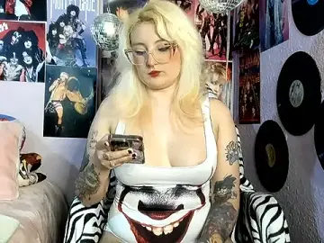 Stripchat Adult Video Chat of Avril_Maria