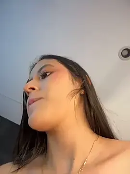 Stripchat Watch Live Sex Cams of Juanita-Diaz