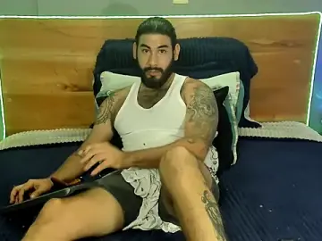 Stripchat Sex Cam of Prometeo-grizzly