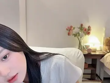 Stripchat Live Sex Cam of Hu-uzzzZ