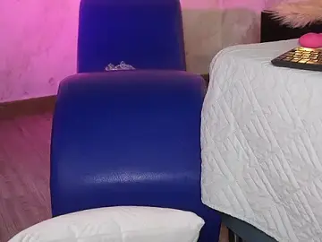 Stripchat Free Porn Cam of ammy_durand