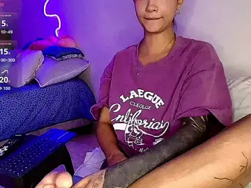 Stripchat Live Sex Cam of mia_yireth
