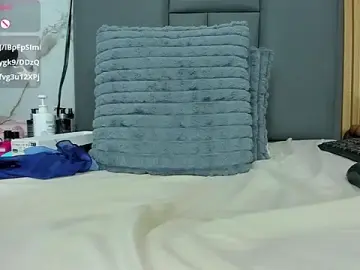 Stripchat Free Porn Cam of Isisleroy1