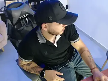 Stripchat Adult Video Chat of Thiago_420