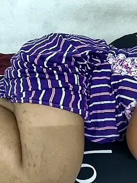 Stripchat Free Live Porn of MaaliiiPonuTamil