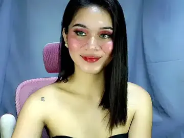 Stripchat Free Live Porn of bombely_69