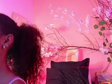 Stripchat Live Porn of Charlotte_Love10