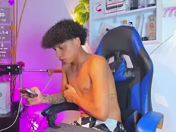 Stripchat Free Porn Cam of _taylor_black