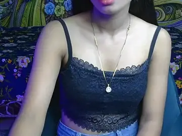 Stripchat Adult Webcam of avni222
