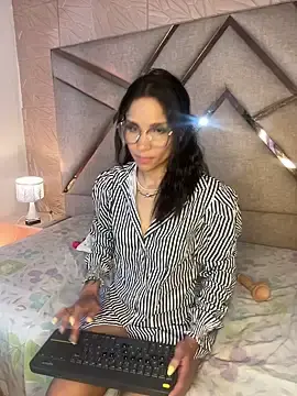 Stripchat Watch Live Sex Cams of sophie_pariss