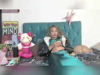 Xlovecam Nude Webcam of StefannyMia